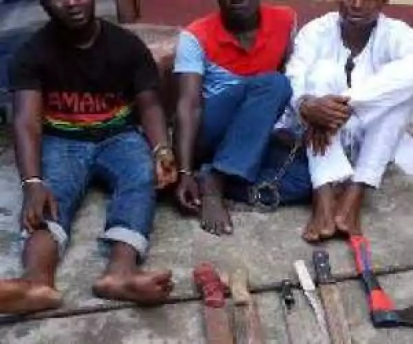 Photo: Rapid Response Squad Arrest 3 Traffic Robbers In Lagos